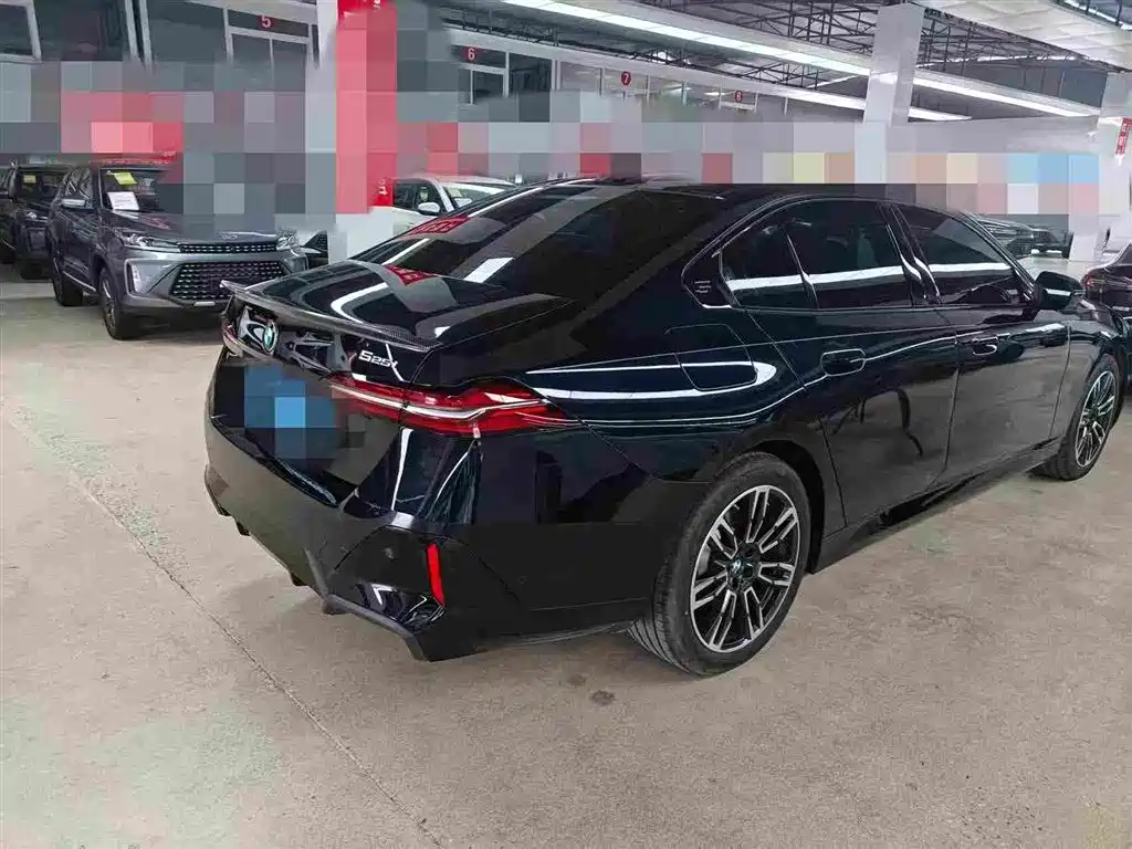 2026 BMW 5 Series (Import)
