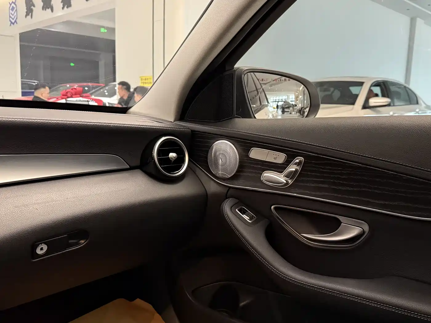Mercedes-Benz C-Class 2021 C 260 L Sport Starry Exclusive Edition фото 11
