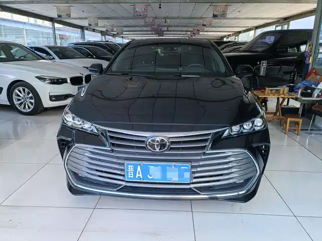 Toyota Avalon 2022