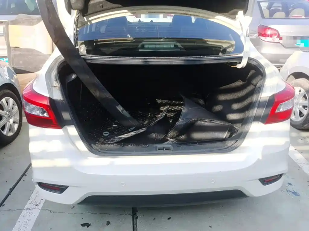 Nissan SYLPHY, миниатюра 19