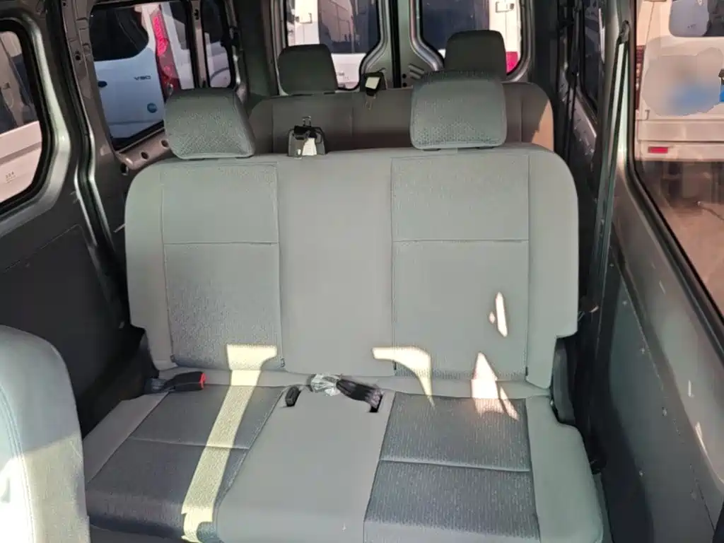 Foton Tuyano 2023 2023 2.0T Automatic Jixiang Long Wheelbase Medium Roof Single Rear Wheel 7/9-Seater