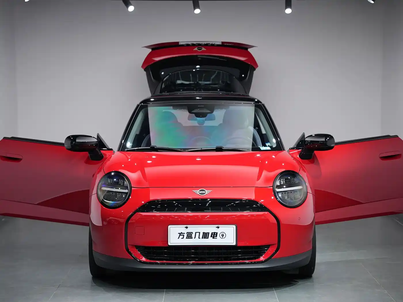 MINI Electric MINI COOPER 2024 2024 456km COOPER E Classic