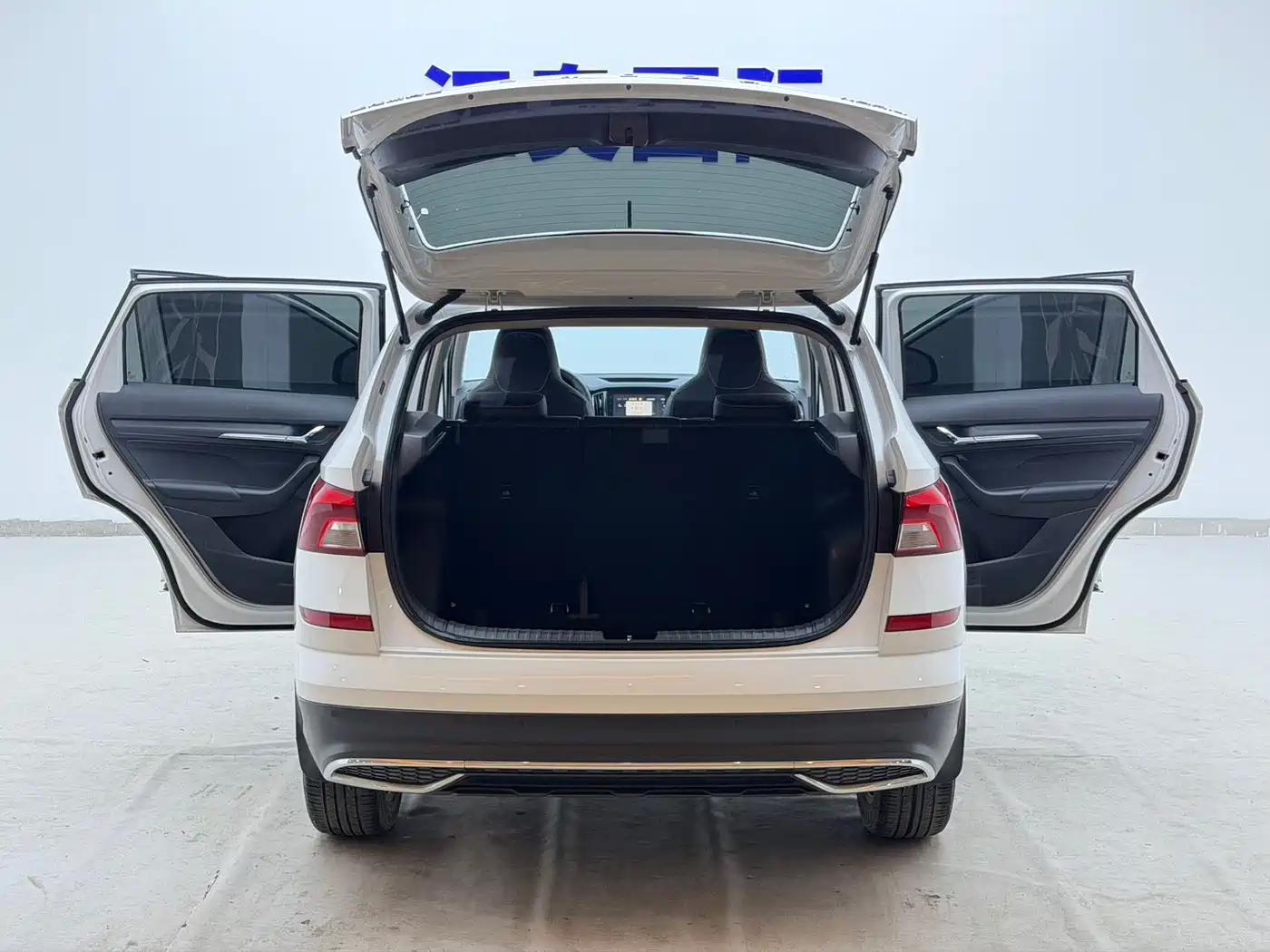 Škoda Kamiq 2023 1.5L Auto Comfort Edition фото 19