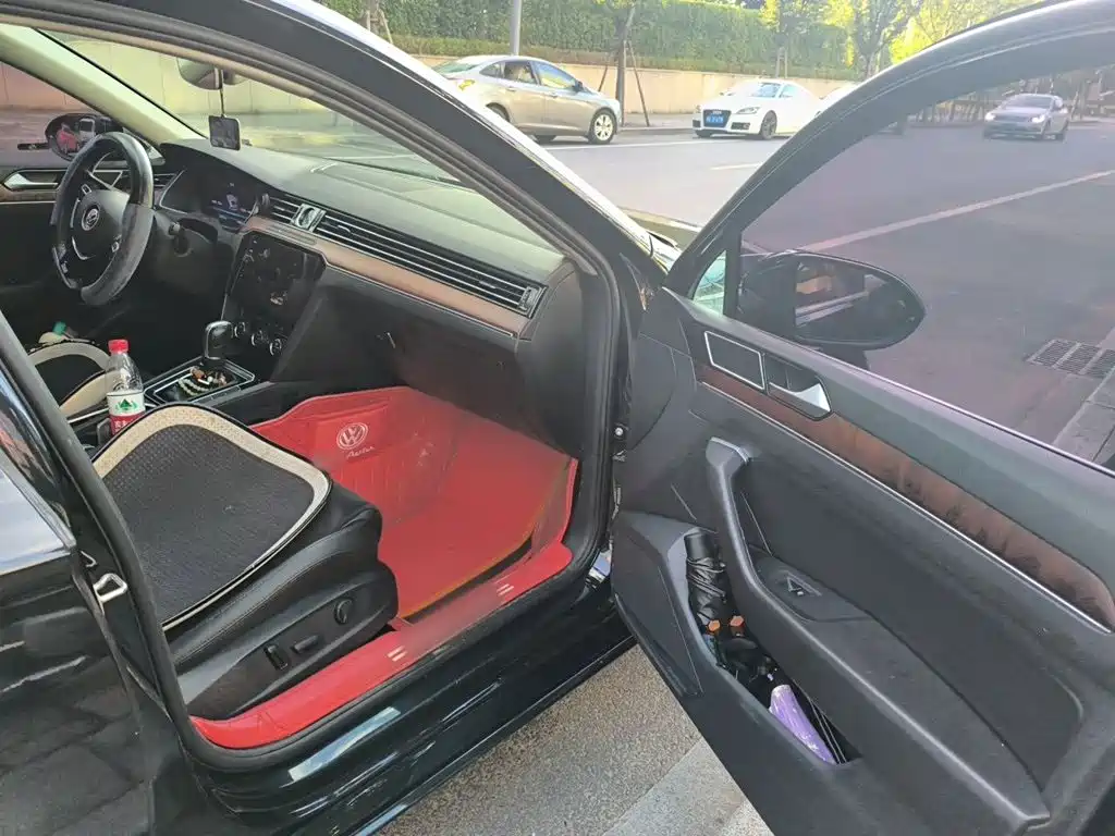 Фото 20 - Volkswagen Magotan