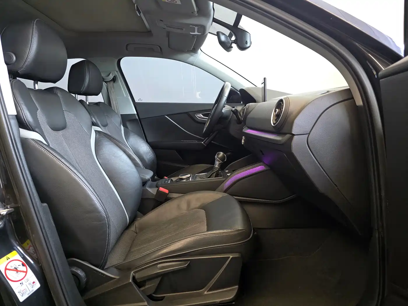 Audi Q2L e-tron 2019 Q2L e-tron Pure Electric Smart Cool Edition фото 6