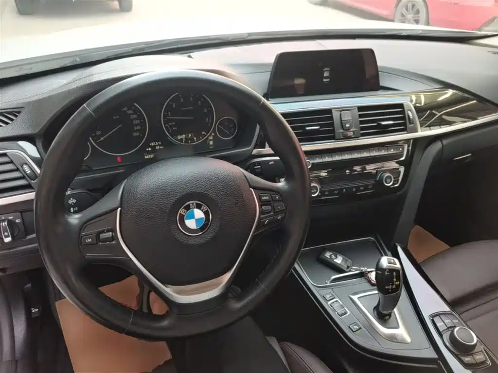 BMW 3 Series 2018 320Li Fashion Style фото 10