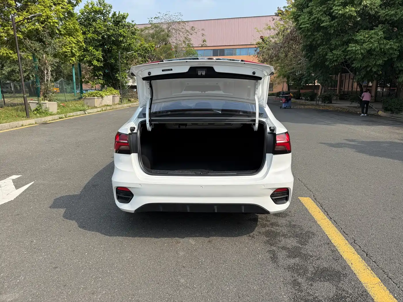 ROEWE I5