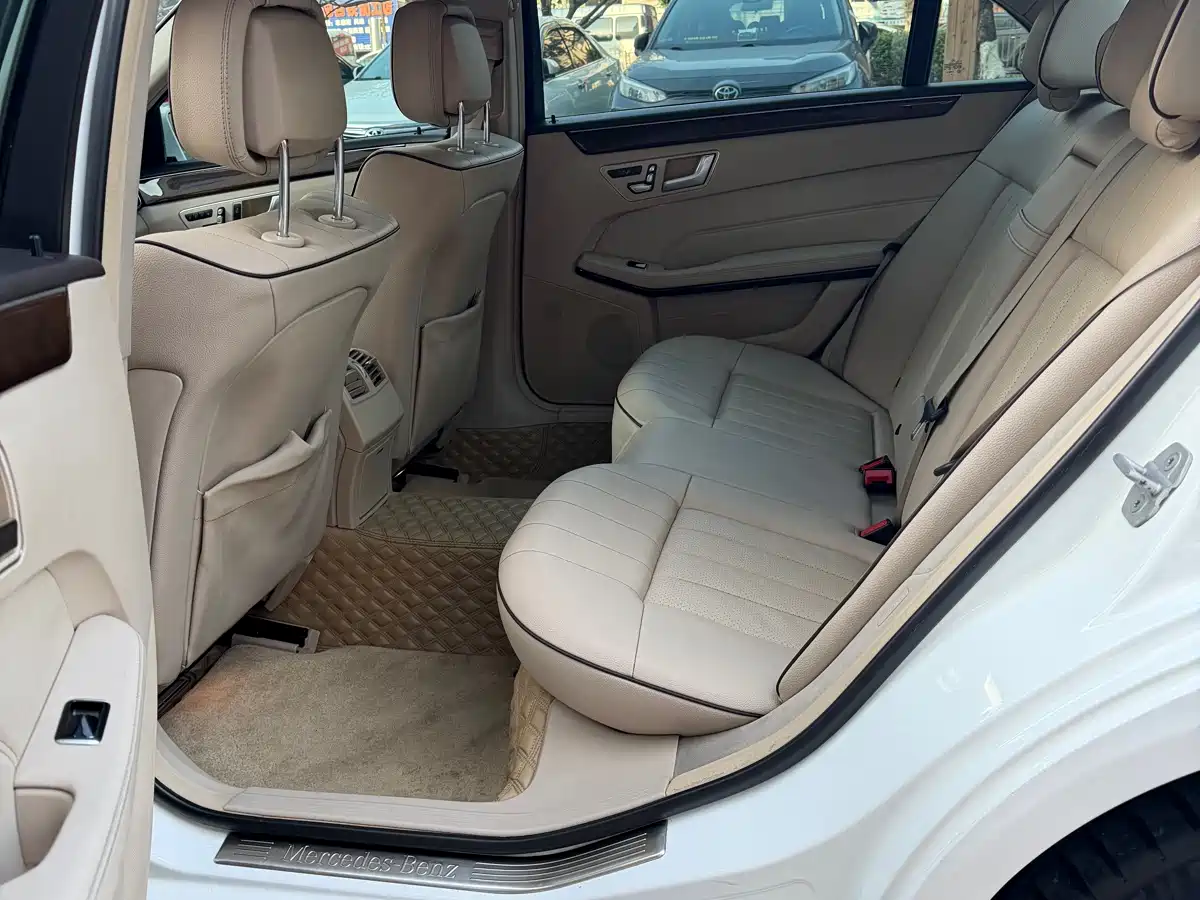 Mercedes-Benz E-Class 2015 E 200 L фото 8