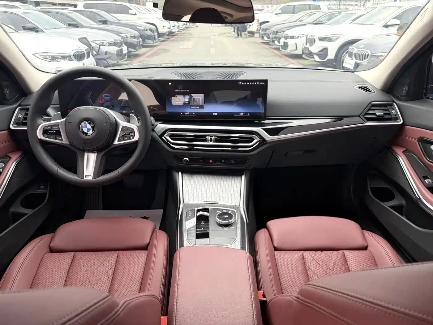 BMW 3 Series 2023 325Li M Sport Black Night Package фото 5