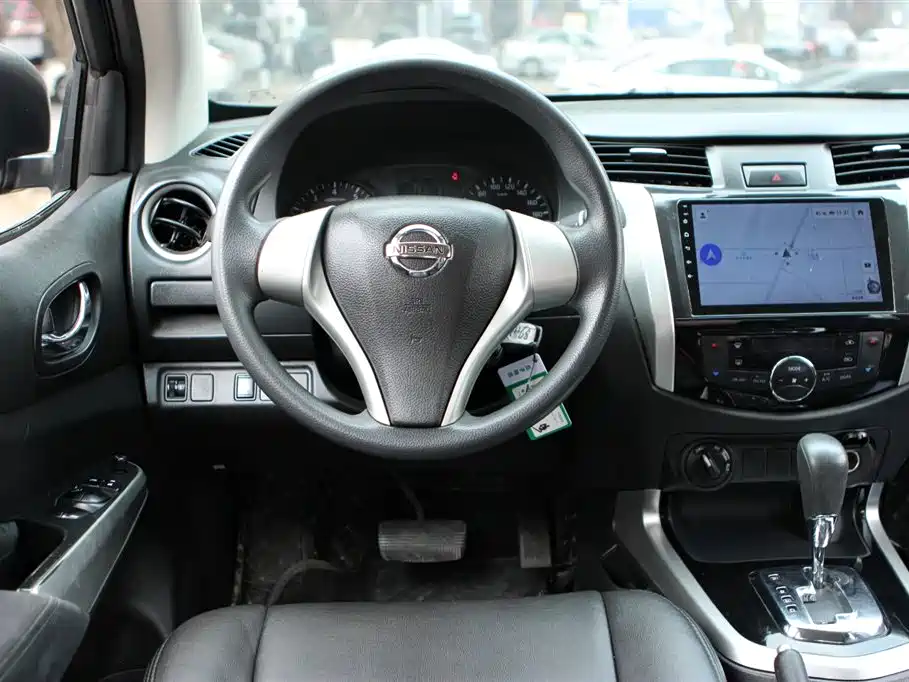 Nissan Navara 2017 Model 2.5L Automatic 4WD Luxury QR25 фото 14