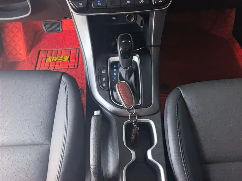 Hyundai Beijing Hyundai ix35 2019 2.0L Automatic 2WD Zhiyong·Enjoy China V фото 14