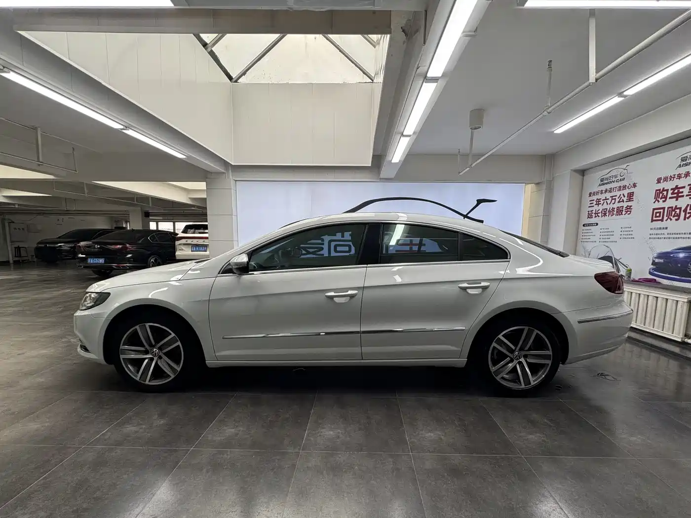 Volkswagen FAW-Volkswagen CC 2018 1.8TSI Premium фото 4