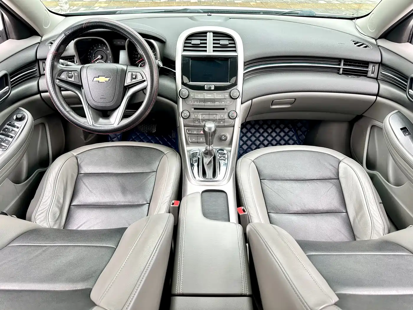 Chevrolet Malibu 2014 2.0L Automatic Luxury фото 39