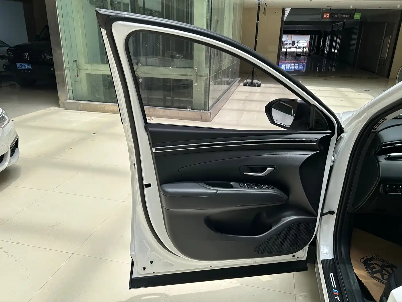 Hyundai Tucson 2023 Tucson L 1.5T Automatic 2WD DLX Luxury Edition фото 10