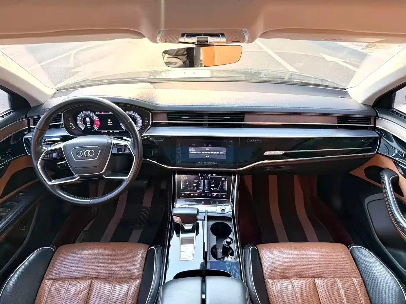 Фото 5 - Audi A8