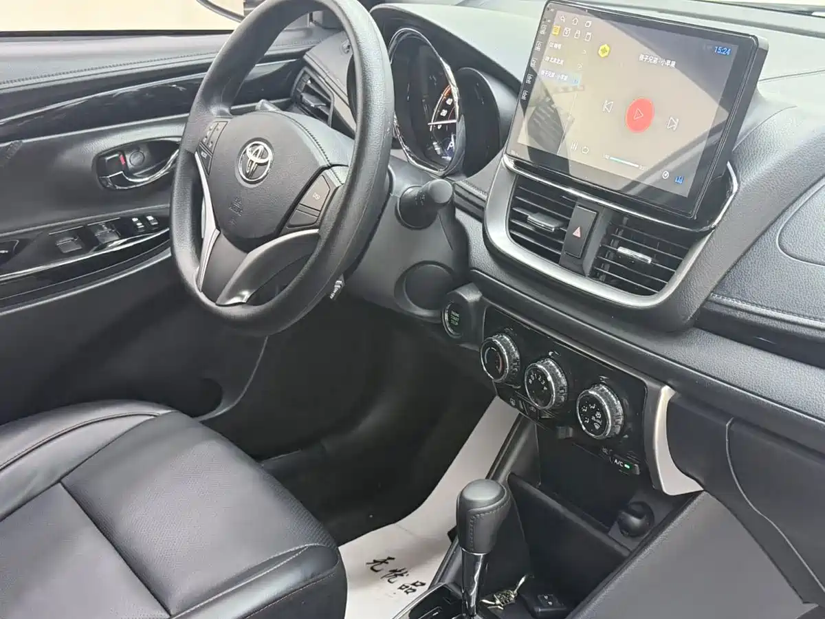 Toyota YARiS L Zhi Xuan 2022 Zhi Xuan X 1.5L CVT Luxury PLUS Edition фото 9