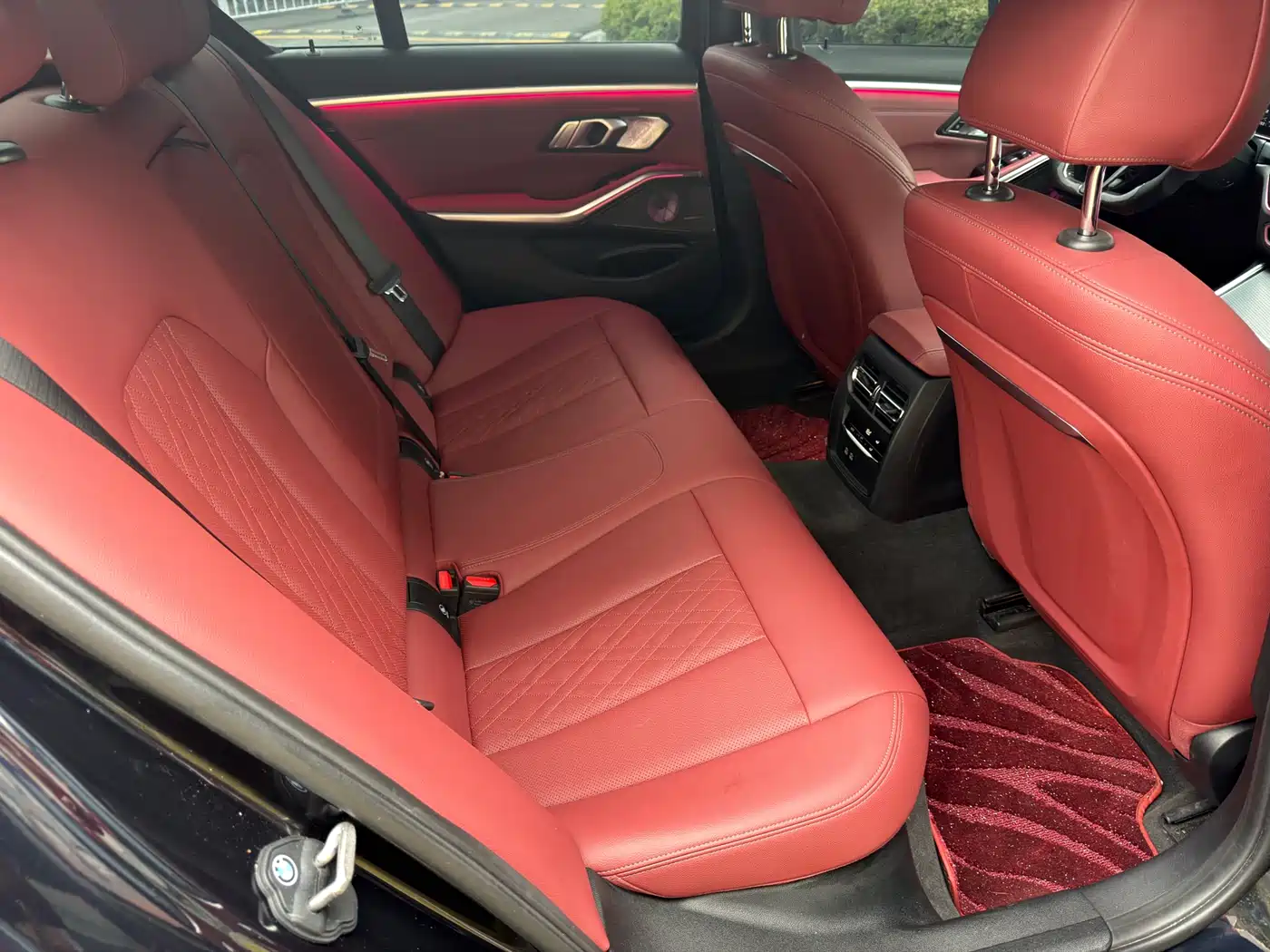 BMW 3 Series 2023 325i M Sport Black Night Package фото 15