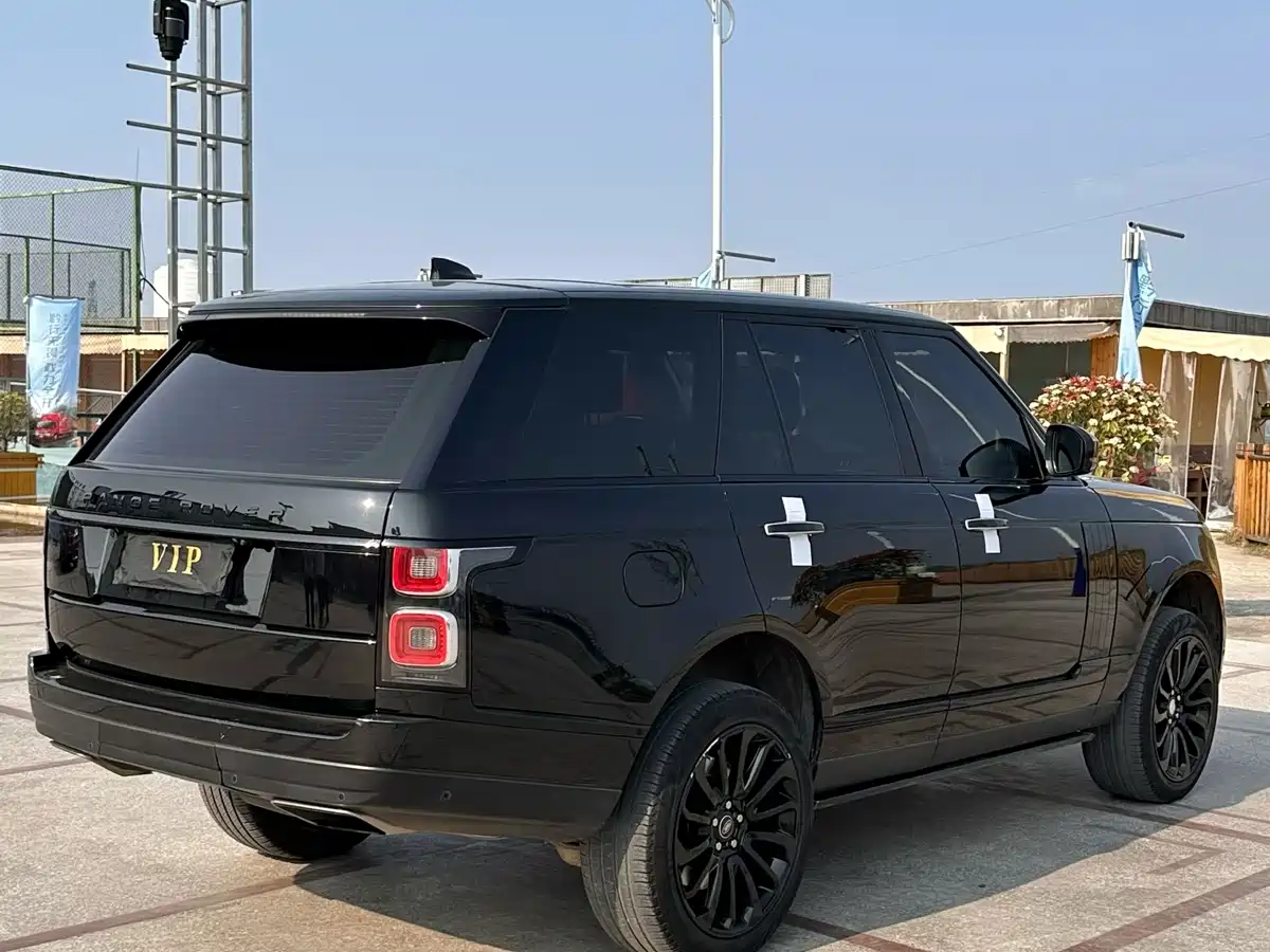 Land Rover Range Rover 2019 3.0 SC V6 Golden Age Edition фото 9