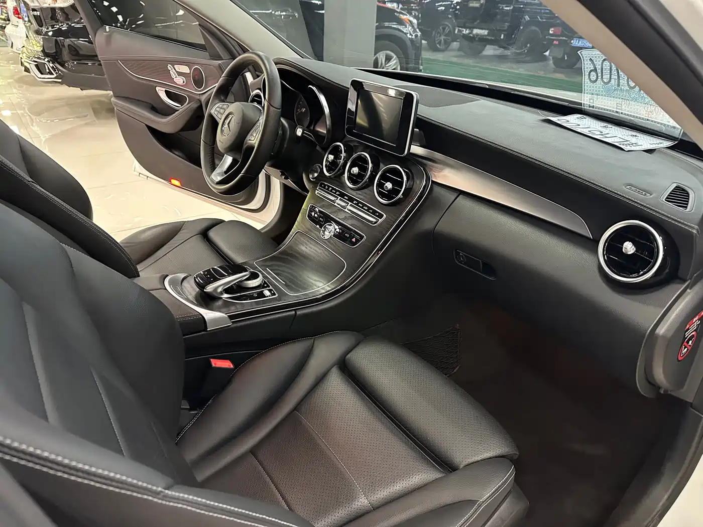 Mercedes-Benz C-Class 2018 C 200 L Sport Edition фото 10