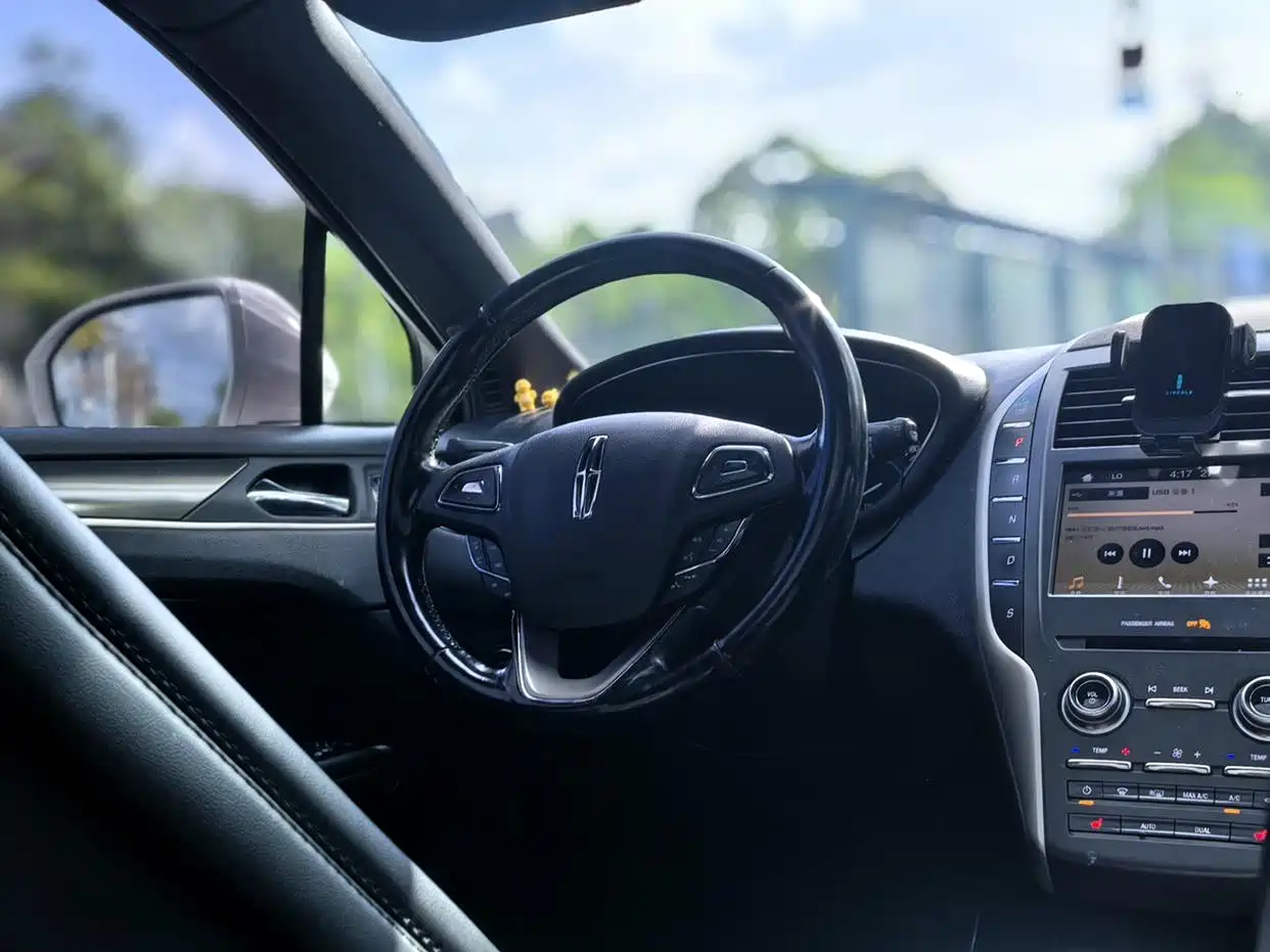 Lincoln MKC 2018 2017 2.0T 2WD Exclusive Edition