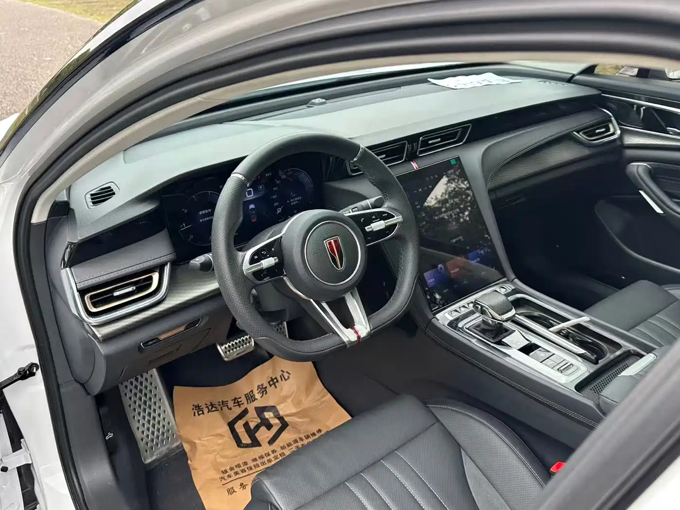 Hongqi H6 2023 2.0T Comfort Edition фото 16