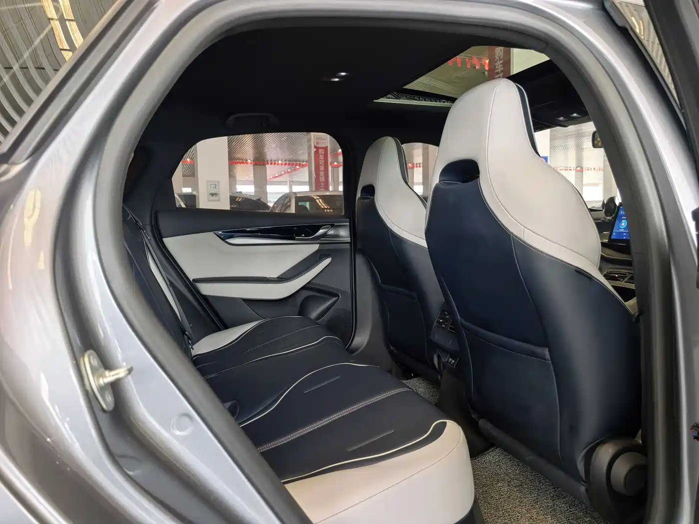 BYD Qin PLUS 2021 DM-i 55KM Flagship фото 13