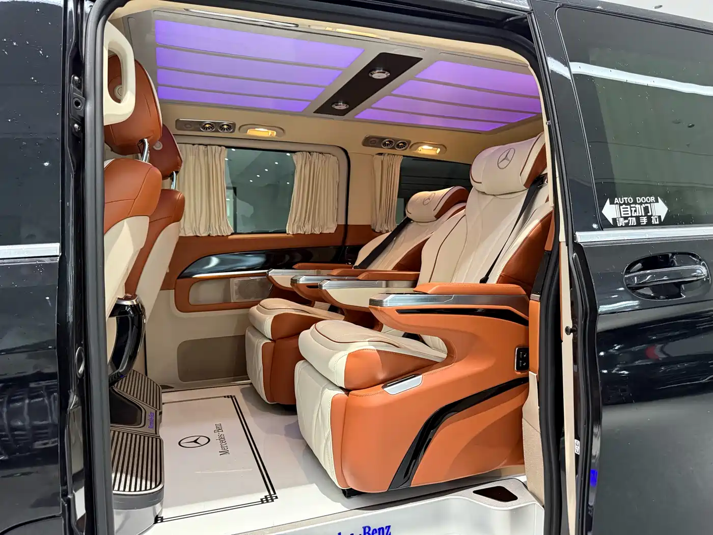 Mercedes-Benz V-Class 2016 V 260 Premium Edition фото 5