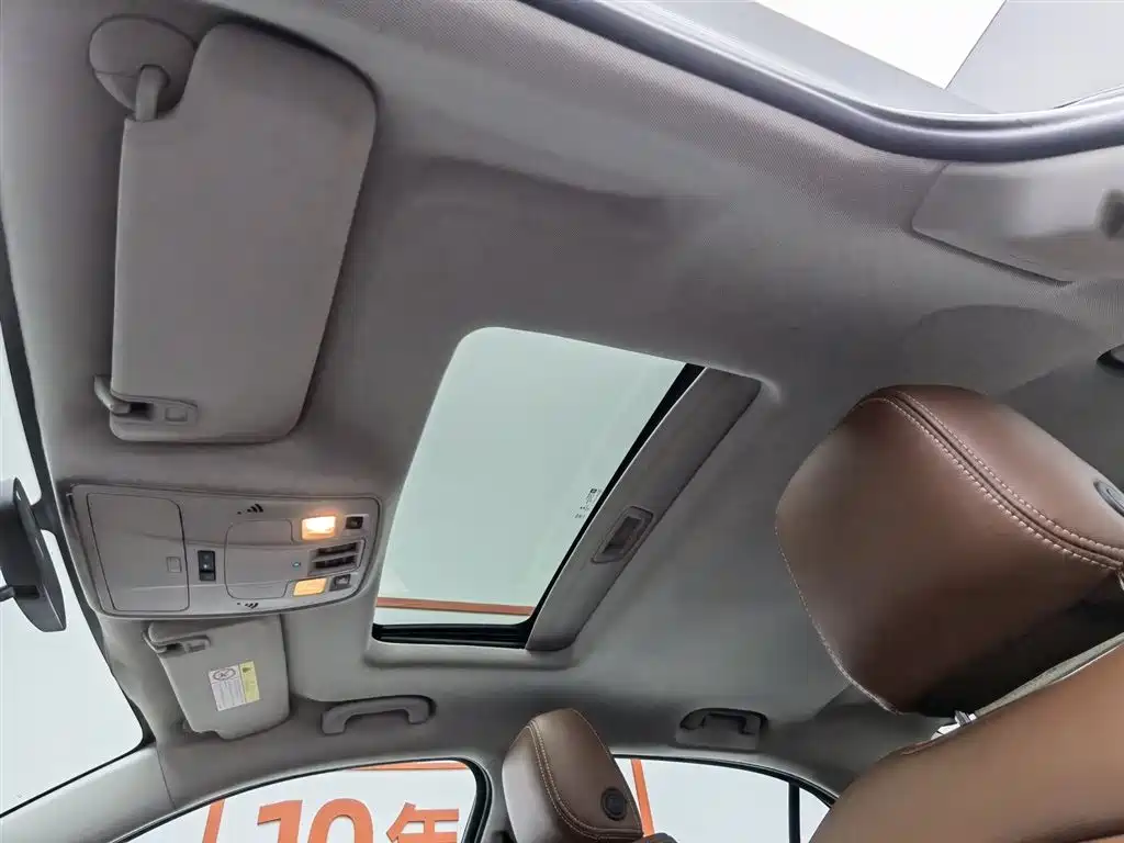 Chevrolet Malibu 2017 1.5T Automatic Comfort Edition фото 14