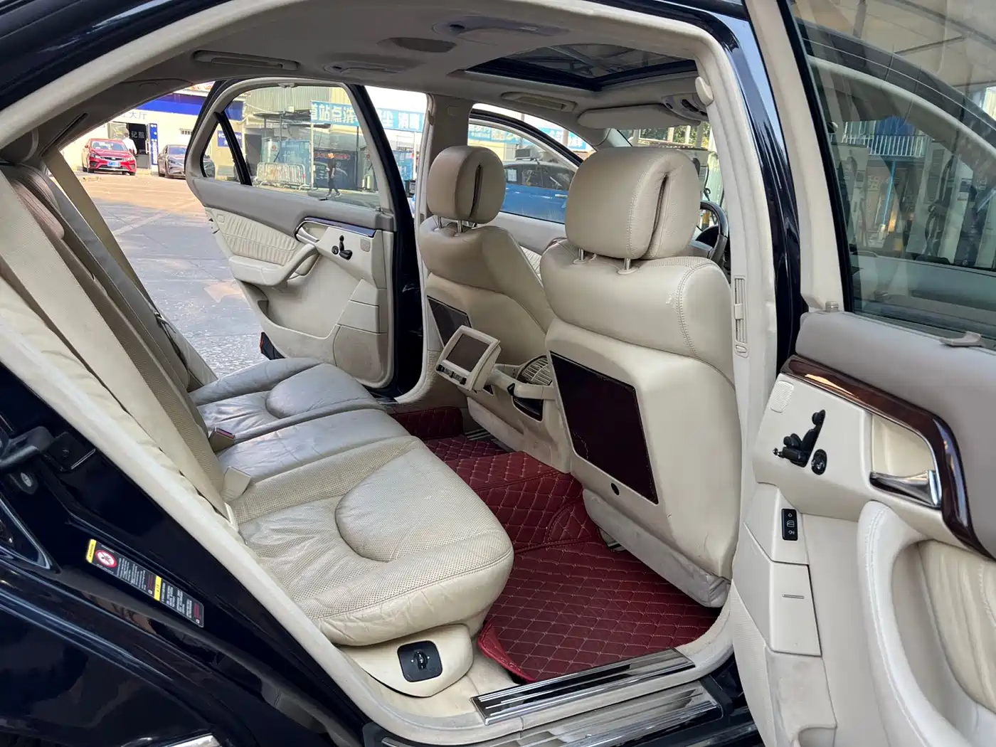 Mercedes-Benz S-Class фото 10