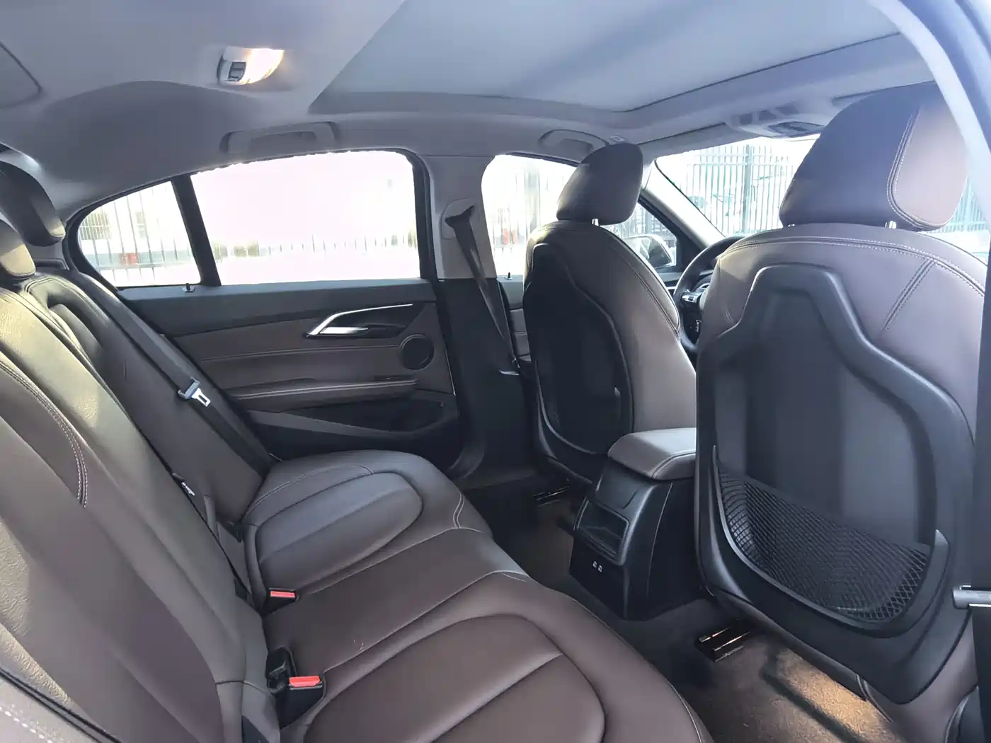 BMW 1 Series 2020 Model 120i M Sport Package фото 5
