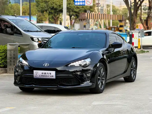 TOYOTA 86
