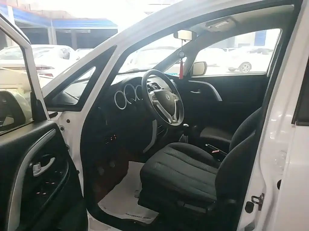 Changan CX20 2015 2014 1.4L Manual Sport Edition (China V)