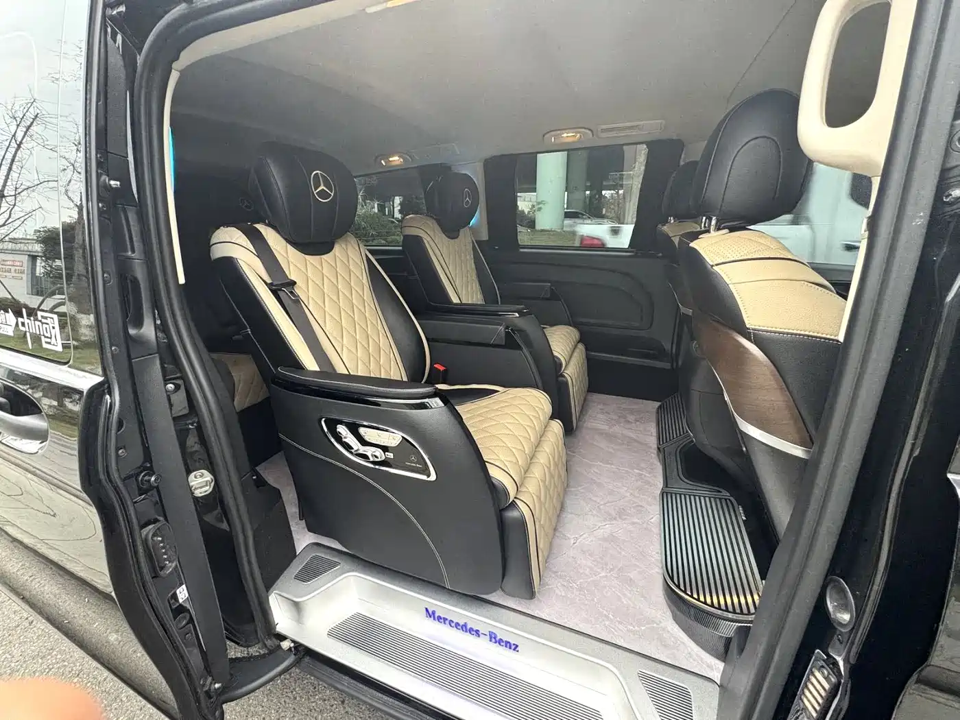 Mercedes-Benz Vito 2021 2.0T Elite 7-Seater фото 4