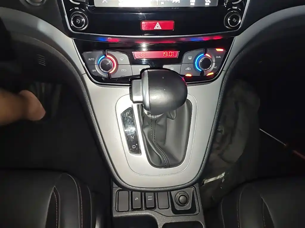 Haval M6 2019 1.5T DCT 2WD Elite Type China VI фото 14
