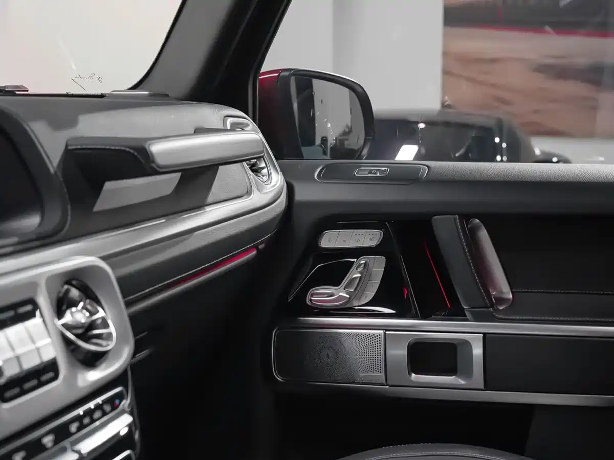 MERCEDES-BENZ G CLASS