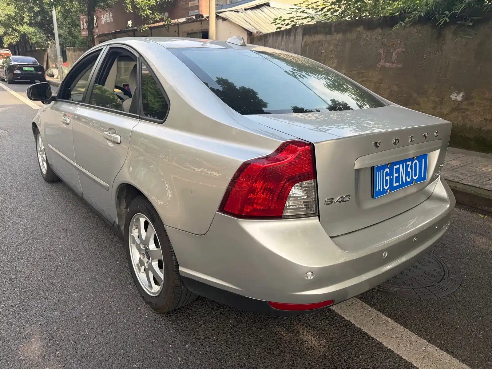 Фото 4 - Volvo S40