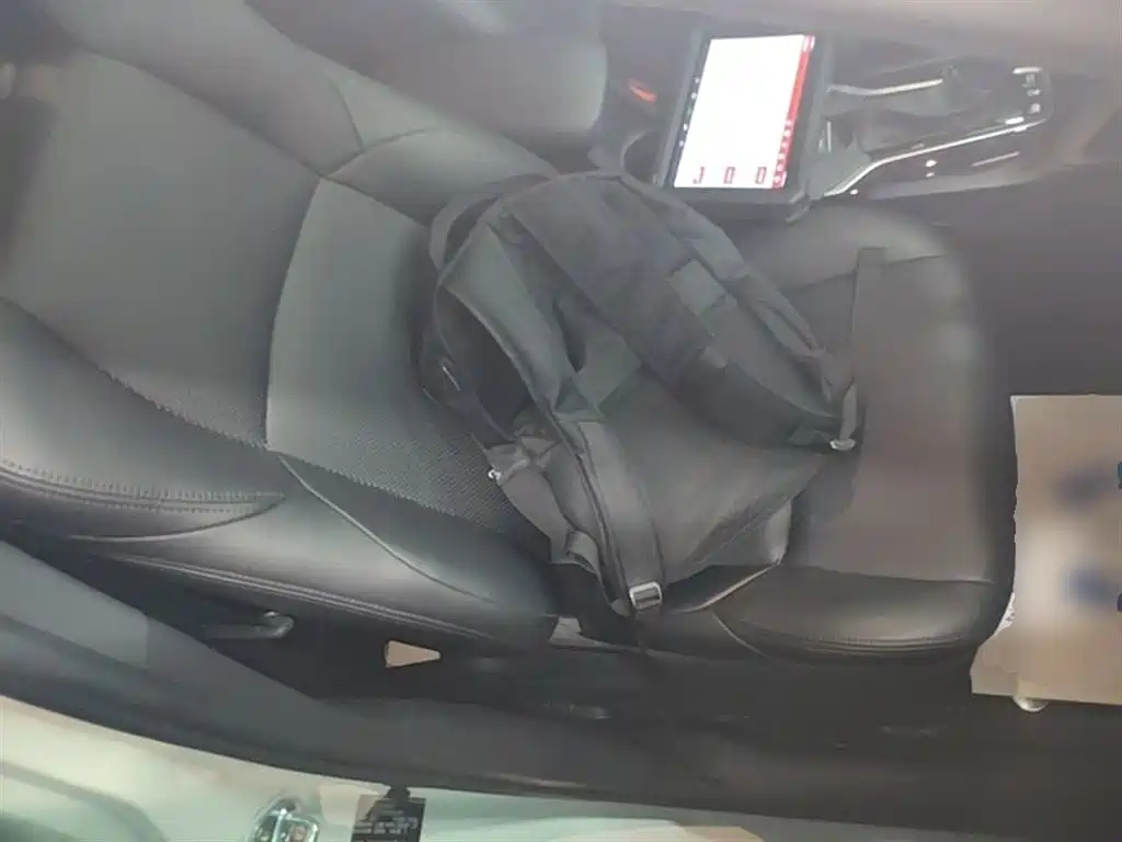 Toyota Frontlander 2024 2.0L Smart Hybrid Dual Engine Leading Edition фото 25