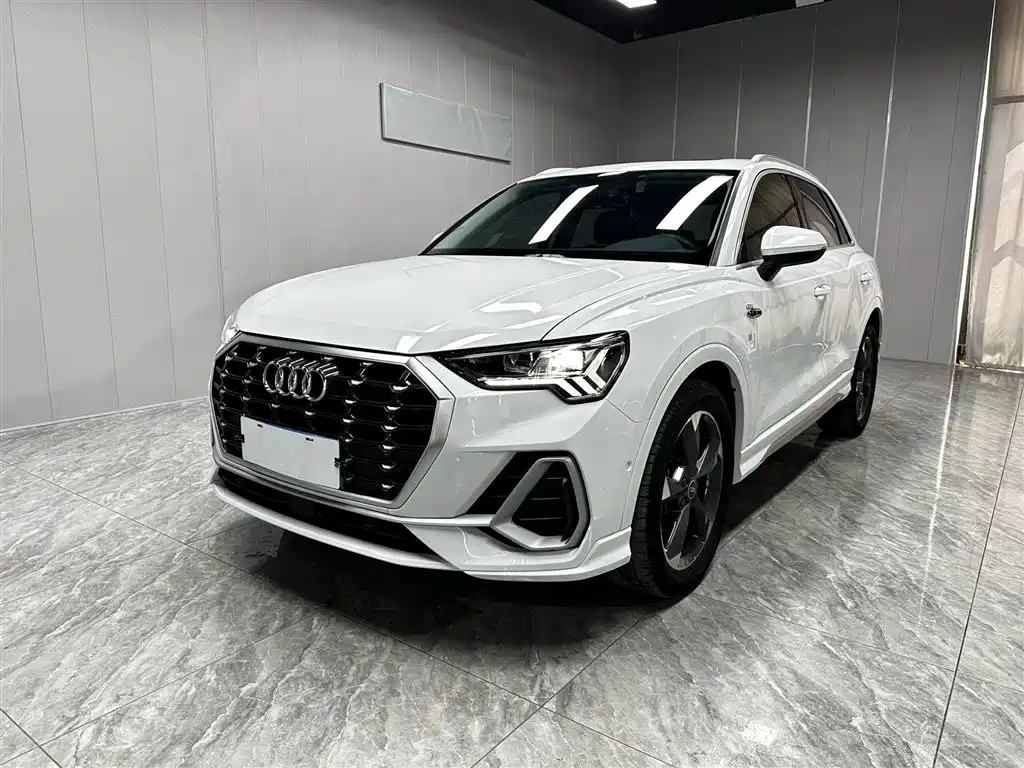Audi Q3 2022 35 TFSI Fashion Dynamic