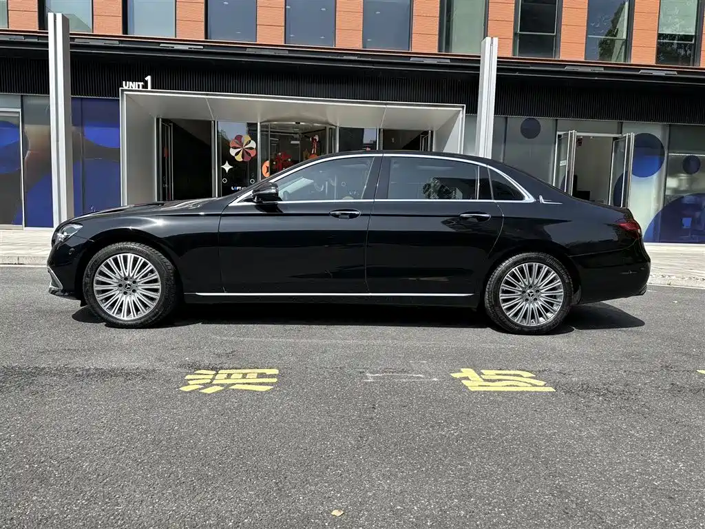 Mercedes-Benz E-Class 2022 Facelift E 300 L Luxury Style фото 3