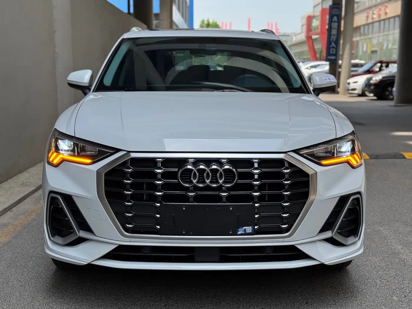 Audi Q3 2023 35 TFSI Progressive Dynamic (1.4T) фото 2