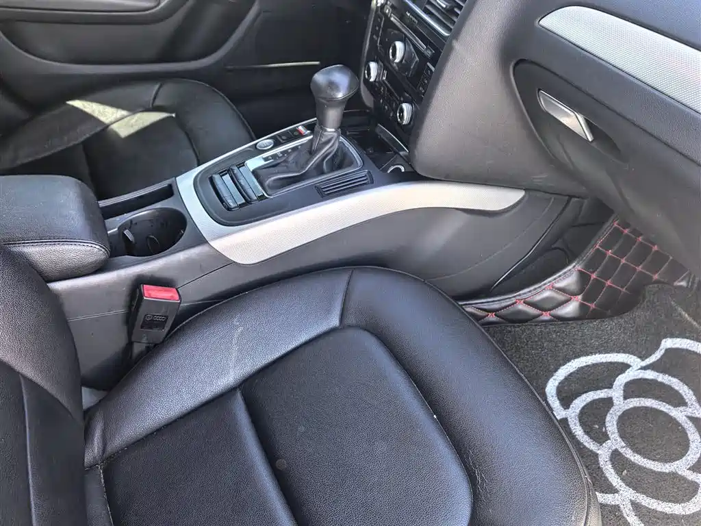 Audi A4L 2016 35 TFSI Collector's Edition Automatic Standard фото 7