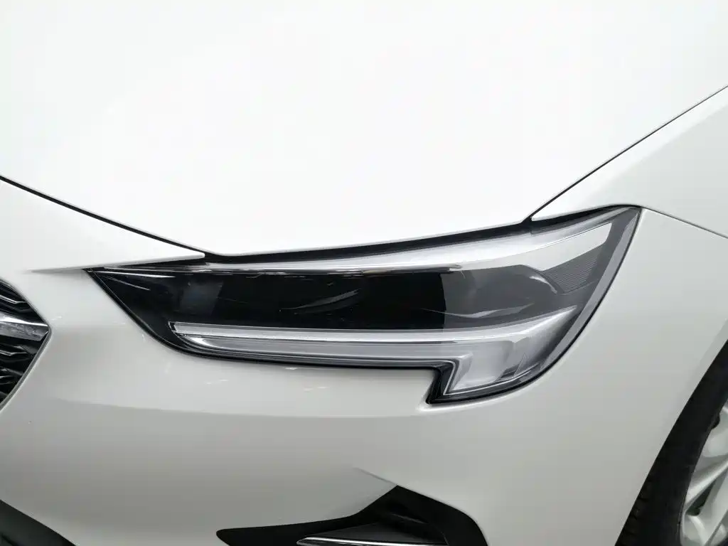 Фото 7 - Buick Regal