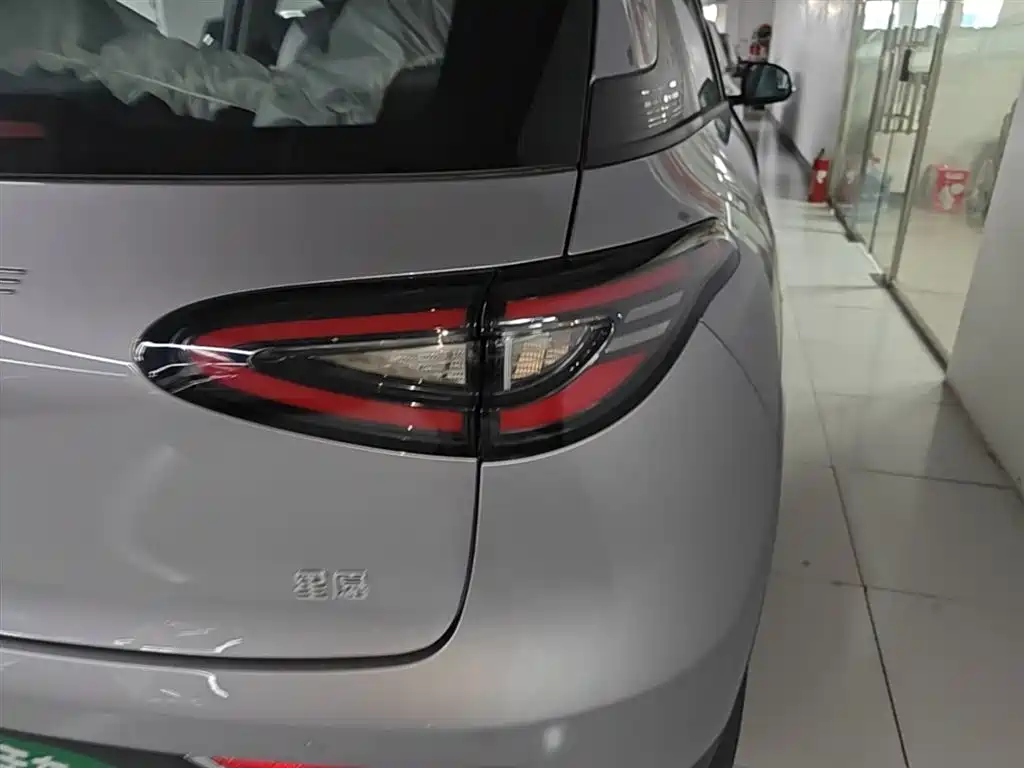 Geely Galaxy Starry Wish 2026 Edition 310km Youth Version фото 8