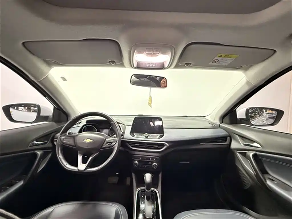 Chevrolet Trax 2021 325T Auto Fun Edition China VI фото 14