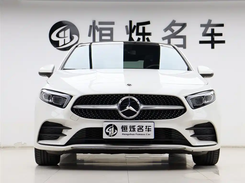Mercedes-Benz A-Class 2021 A 200 L Sport Sedan Fashion Edition фото 26
