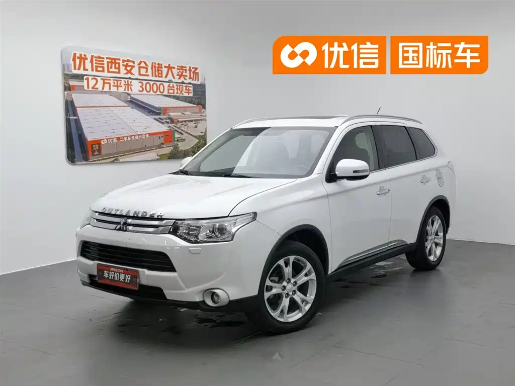 Mitsubishi Outlander (Import) 2014 2.4L 4WD Luxury Value Edition 5-seater