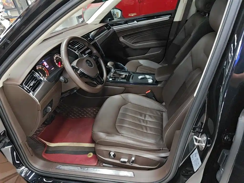 VOLKSWAGEN HUIANG