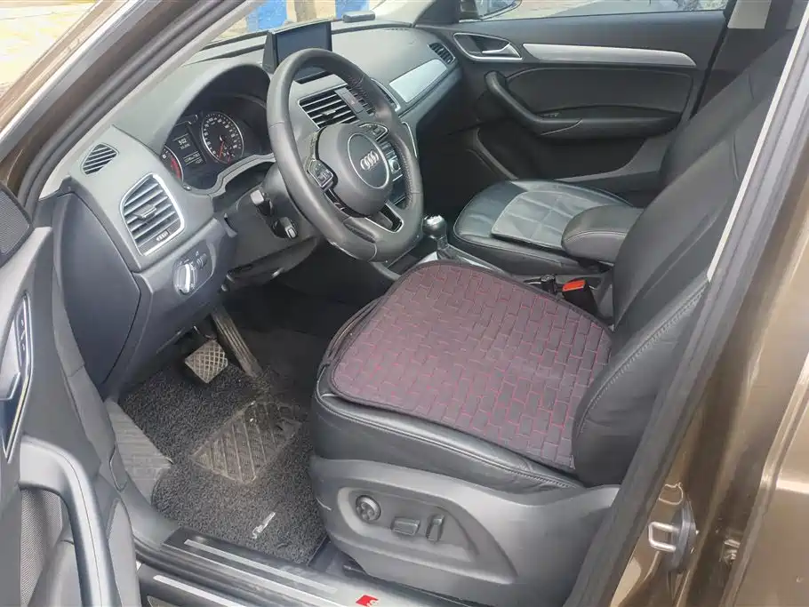 Audi Q3 2013 35 TFSI Comfort фото 9
