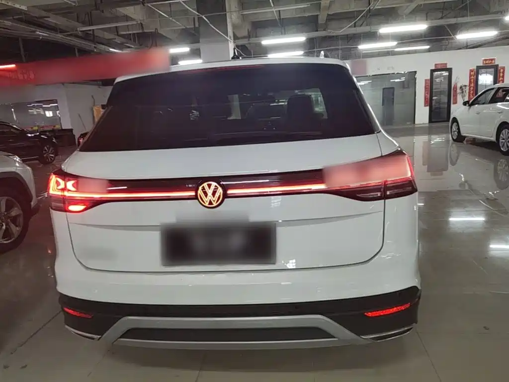 Volkswagen Tayron 2026 2026 Model Shared Edition 300TSI