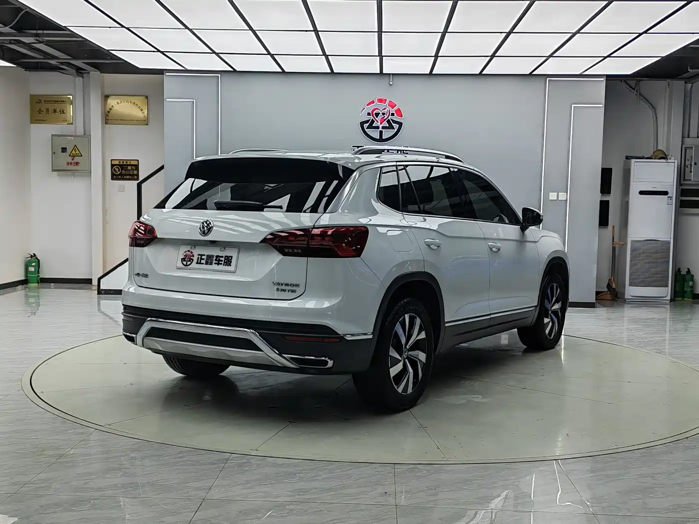 Volkswagen Tayron 2019 330TSI 2WD Luxury China VI фото 14